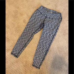 Torrid - Woman’s yoga workout Capri pants, Size: 1 = 14/16